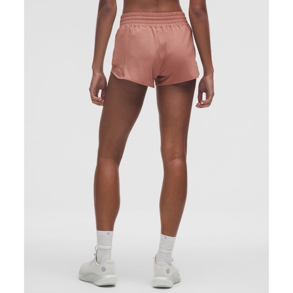 Lululemon Hotty Hot High Rise Lined Short 2.5” 12  Red Clay NWT - Picture 3 of 10